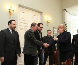 Dalia Grybauskaitė susitiko su Lietuvos rašytojais | lrp.lt nuotr.