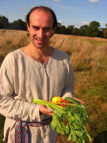 Raimundas, atvykęs į Angliją, ne tik atsisakė alkoholio, bet ir tapo vegetaru