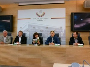 Iš kairės D.Kepenis, R.Karbauskis, R.Baškienė, J.Dapšauskas, A.Veryga | organizatorių nuotr.