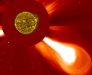 zybsnis-sauleje-2015-08-12-NASA-ESA-nuotr