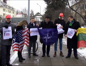 Prie JAV ambasados Vilniuje įvyko D. Trampo palaikymo akcija | Alkas.lt nuotr.