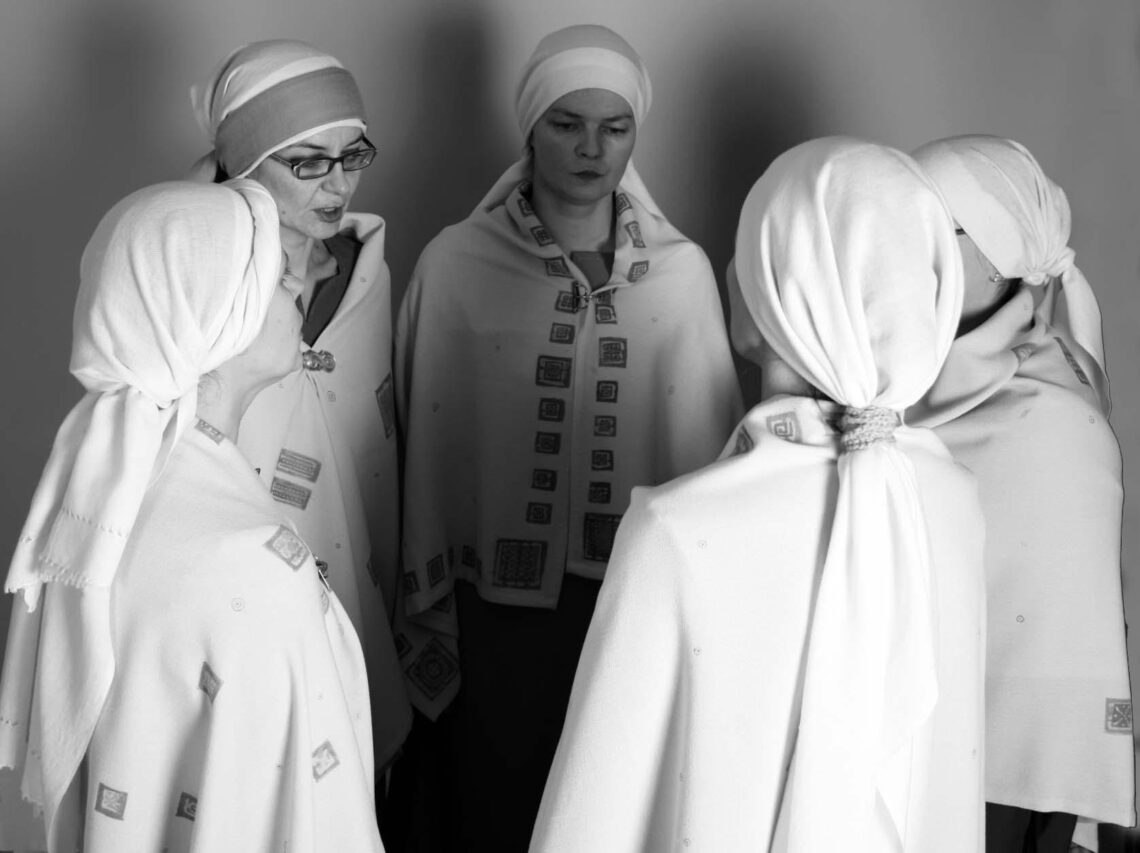 Daiva Račiūnaitė-Vyčinienė viduryje