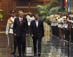 Mahmudas Ahmadinedžadas Kuboje. „Reuters“ nuotr.