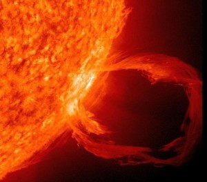 Saulės žybsnio metu į erdvę išsviestos plazmos pliūpsnis | NASA nuotr.