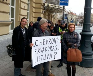 Tautininkai piketavo prieš skalūninių dujų gavybos sutartį su „Chevron“ | R.Garuolio nuotr.