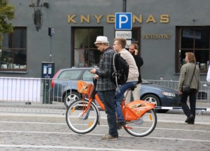 Oranžinis dviratis | Alkas.lt, A.Sartanavičiaus nuotr.