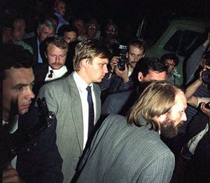 1991-08-23 KGB Lietuvoje-perėmimas, Z.Vaišvila ir kiti. | Archyvinė nuotr.