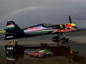 „Red Bull“ Extra 330 SC - populiariausias akrobatinis lėktuvas pasaulyje | rengėjų nuotr.