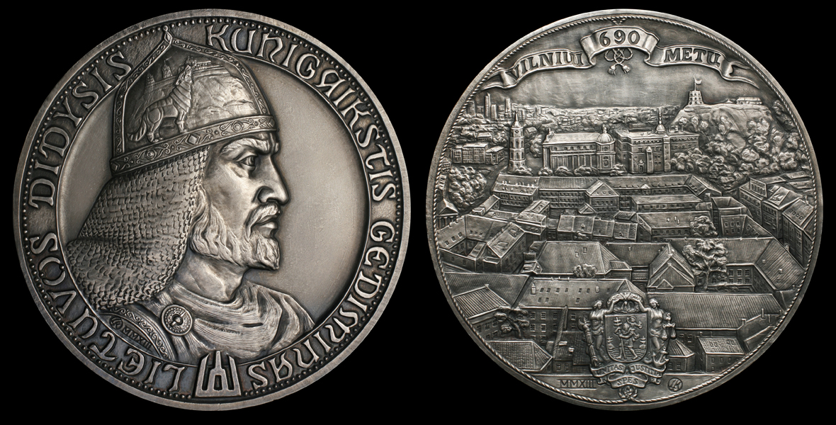 Medalis „Lietuvos didysis kunigaikštis Gediminas. Vilniui – 690 metų". Autorė: dailininkė Lina Kalinauskaitė | wikipedia.org nuotr.