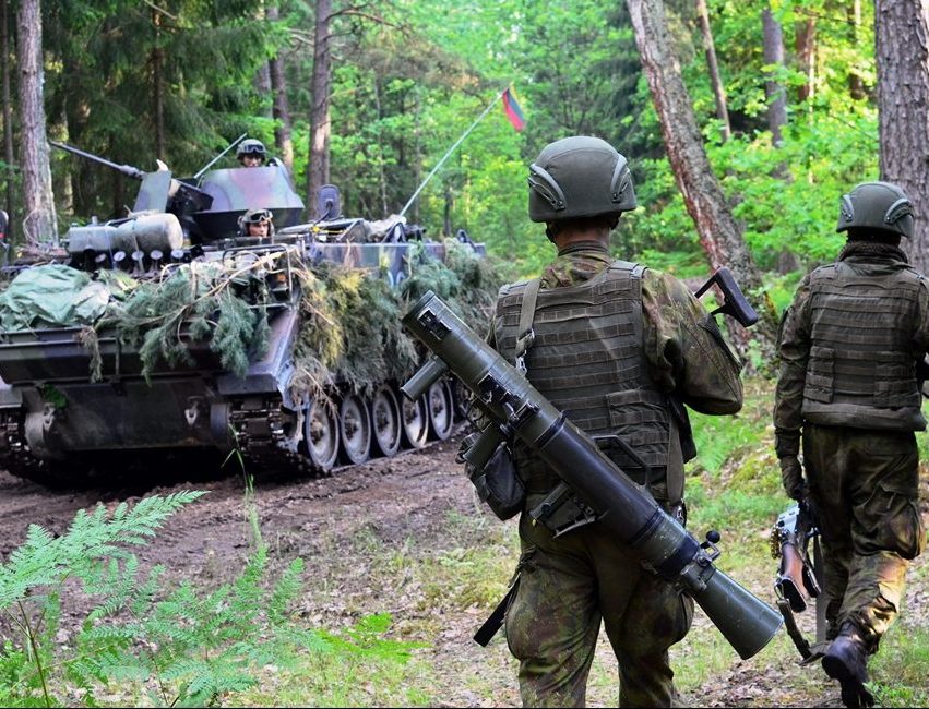 Apie 400 Lietuvos karių 2017 m. budės NATO greitojo reagavimo pajėgose | kam.lt, P. Babilo nuotr.