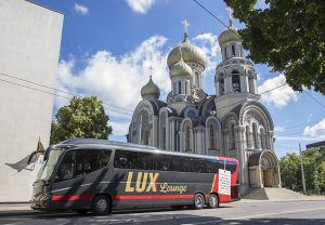 Liepos 6-osios proga estų bendrovė Vilniaus gyventojams padovanojo kelionę laiku | Estijos tarptautinių keleivių pervežimo kompanija „Lux Express“ nuotr.