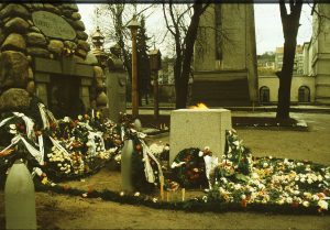 Karo muziejaus sodelyje – vienintelis Lietuvoje Nežinomo kareivio kapas | Vytauto Didžiojo karo muziejaus nuotr.