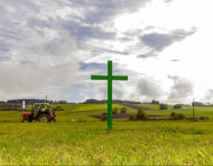 Lietuva dabar nusėta žaliųjų kryžių akcijomis | valstietis.lt nuotr.