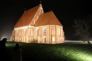 Zapyškio bažnyčia naktį | Kauno rajono savivaldybės nuotr.