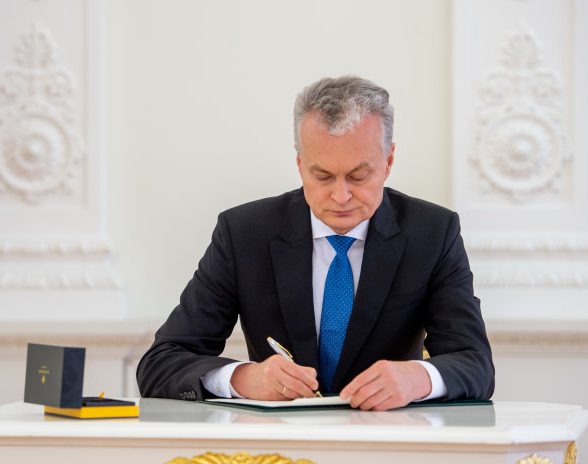 Prezydenci państw bałtyckich i Polski przyjęli wspólne oświadczenie w sprawie zniszczenia Miejsca Pamięci