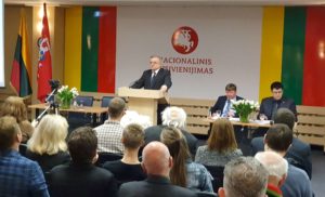 Steigiamos partijos „Nacionalinis susivienijimas“ pirmininku išrinktas V. Radžvilas | Alkas.lt nuotr.
