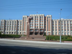 Tiraspolis (Moldavija). Nepripažintos Padnestrės respublikos vyriausybės rūmai | wikipedia.org nuotr.