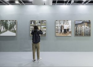 Kinijoje pristatoma fotografo Tado Kazakevičiaus paroda „Tai, ko nebebus“ | Lietuvos Respublikos ambasados Kinijoje nuotr.