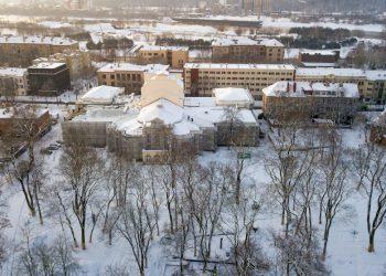 Šiemet lankytojus pasitiks atnaujintas Muzikinis teatras ir greta jo esantis sodelis