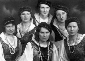 A. Riaubienė. Draugijos užsienio lietuviams remti akademinio skyriaus veikla (I)