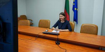 Finansų ministrė: skubotų sprendimų dėl mokestinių lengvatų nebus