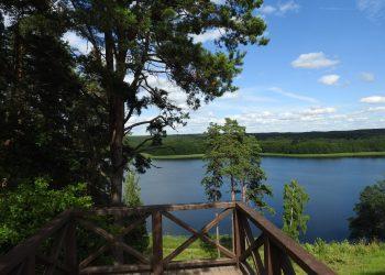 Ladakalnis ir Ginučių piliakalnis turėtų tapti patrauklesni