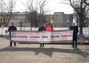 Menininkas S. Eidrigevičius pasisako už savo vardo centro statybas ant istorinio kino teatro pamatų?