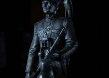 Pristatomas naujas įspūdingas paminklas A. Ramanauskui-Vanagui (video)