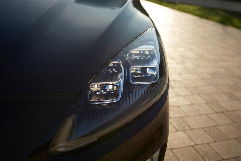 Kaip 5G ryšys pakeis automobilius?