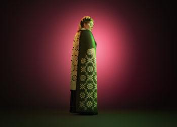 Vaidovas Valiukevičius vilki modernius Egipto faraono apdarus. Juos sukurti K. Knizikevičiūtę įkvėpė apsilankymas Istorijų namuose | lnm.lt nuotr.