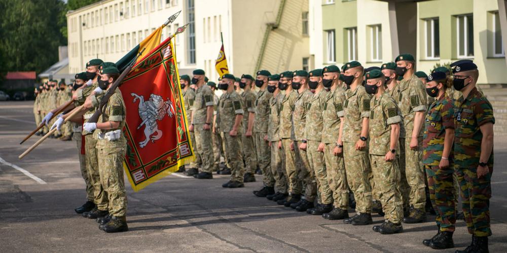 Birželio sukilimui atminti Karo akademijoje atidengta atminimo lenta