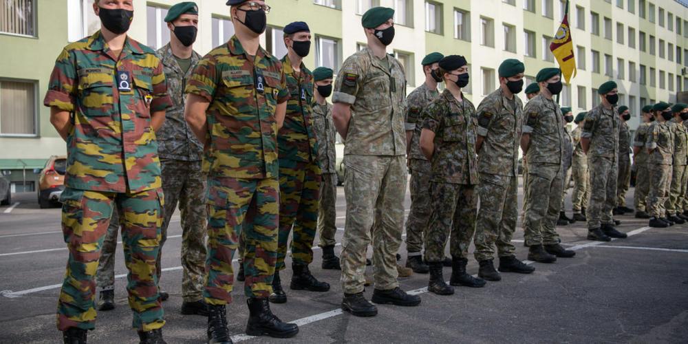 Birželio sukilimui atminti Karo akademijoje atidengta atminimo lenta