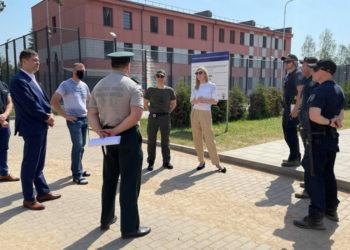 A. Bilotaitė apsilankė Užsieniečių registracijos centre