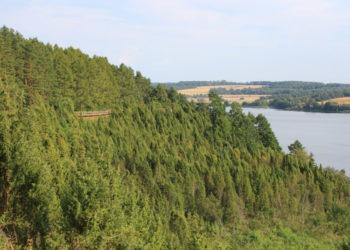 Laikinai uždaromi du gausiausiai lankomi pažintiniai takai