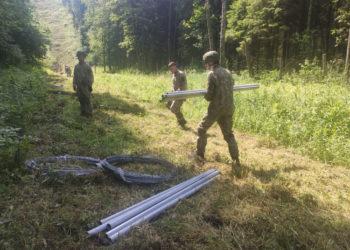 Pasienyje su Baltarusija pradėta statyti tvora