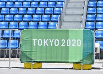 Irkluotojų keturvietei atsivėrė kelias į Tokiją