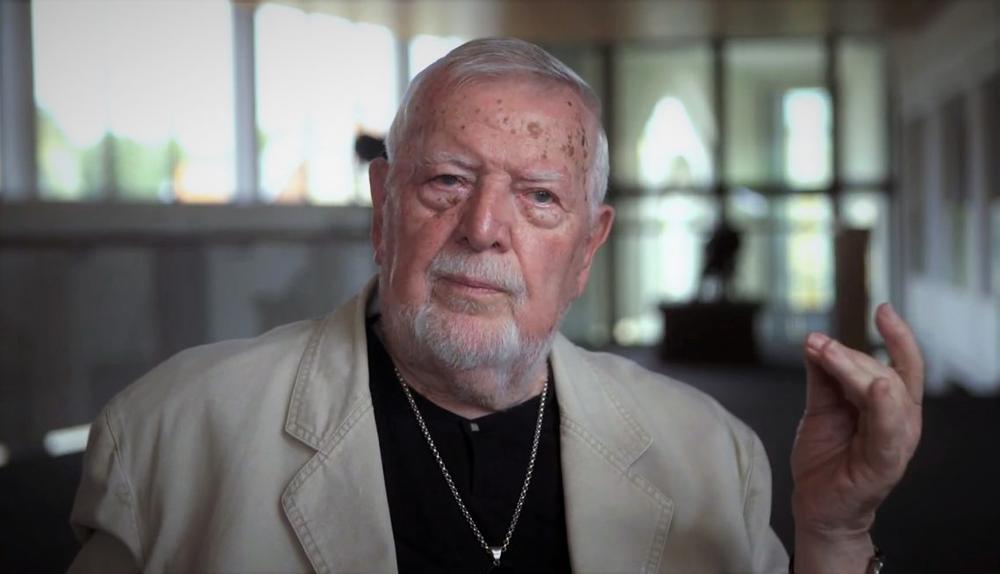 Mirė garsus teatro režisierius, teatro ir kino aktorius Povilas Gaidys (video)