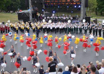 Plungėje aidėjo didinga orkestrų muzika