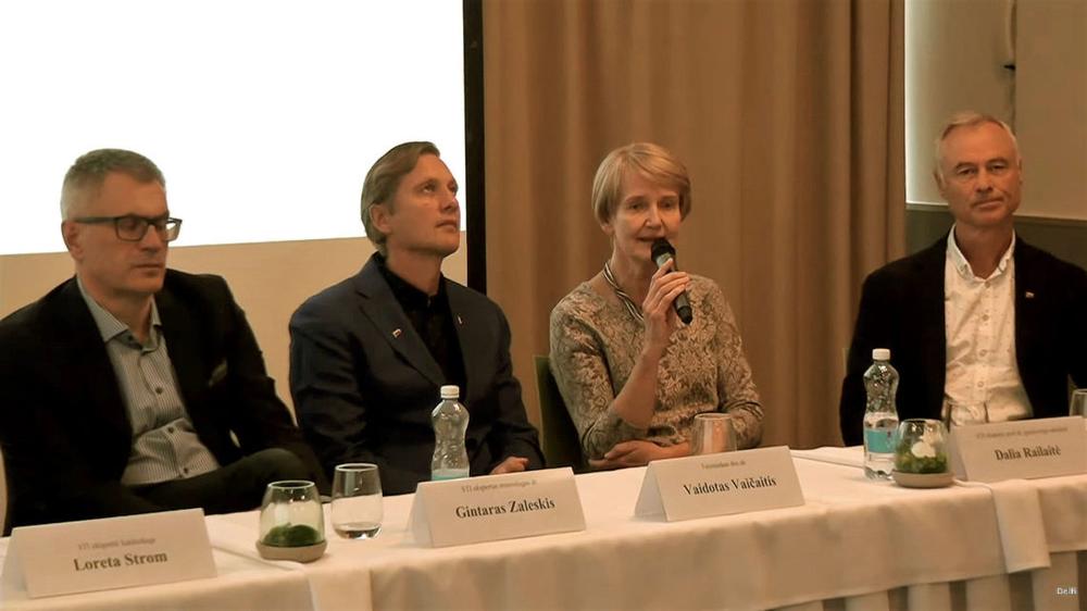 Teisės ir medicinos ekspertai ragina valdžią gerbti žmogaus teises ir atsisakyti žmonių supriešinimo politikos