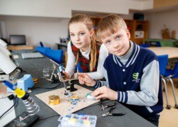 Tęsiamas sumanymas – savanorių pagalba mokiniams