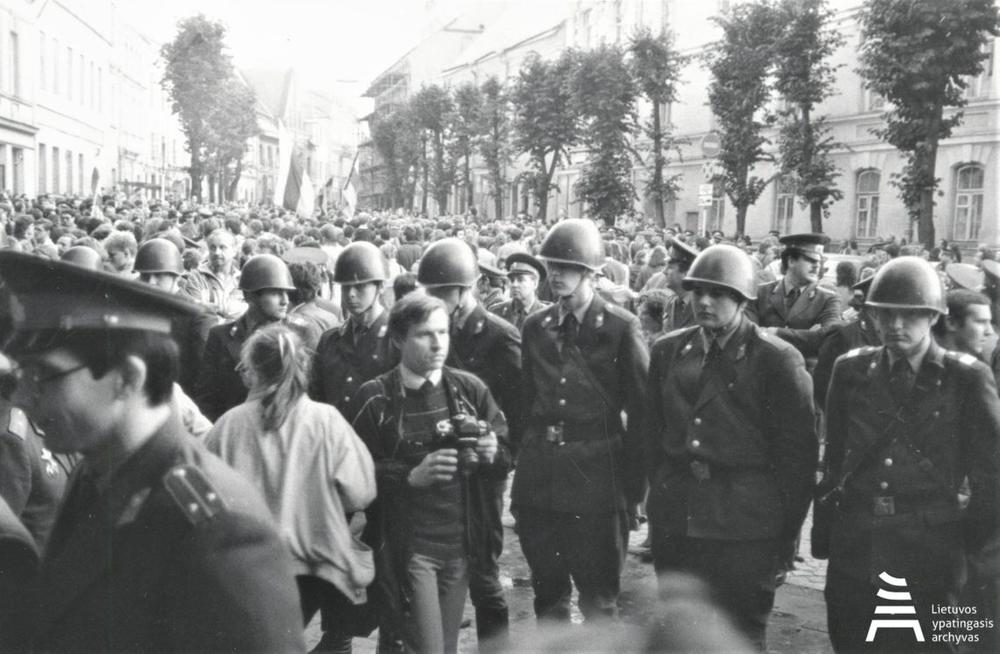 Prieš 33 metus įvyko Lietuvos laisvės lygos surengtas mitingas, kuriame pasmerkti Molotovo-Ribentropo pakto protokolai