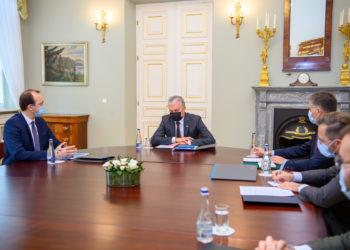 Prezidento darbotvarkėje – kelių pertvarka