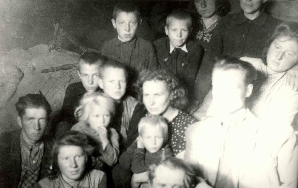 Paroda primena prieš 70 m. sovietinių išgamų vykdytus masinus lietuvių trėmimus