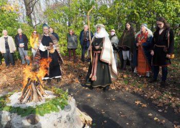 Baltų kultūros puoselėtojai, Romuvos Krivei Inijai Trinkūnienei –70