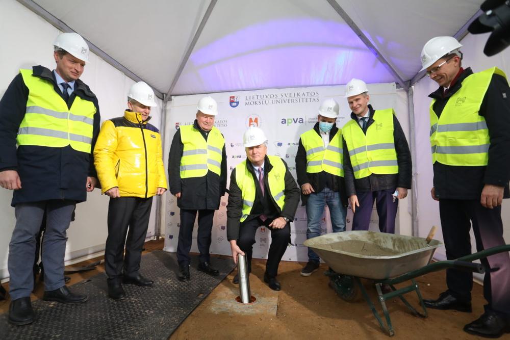 Steigiamas Laukinių gyvūnų globos centras