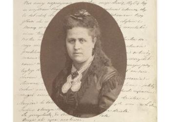 Moteris, kurios vardu pavadinta biblioteka