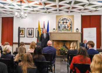 Prezidentas Jungtinės Karalystės lietuviams: kiekvienas iš jūsų esate reikalingas Lietuvai