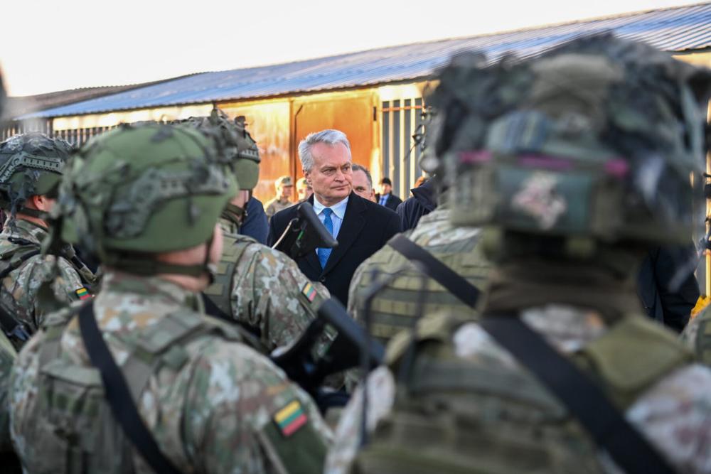 Prezidentas aplankė Lietuvos karius