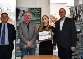 Šiųmetė dr. E. Šimkūnaitės vardo stipendininkė – Utenos kolegijos studentė