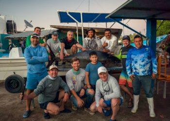 Lietuviai Meksikoje sužvejojo 127 kg geltonpelekį tuną